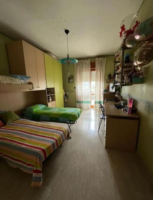 Apartment Vicino Il Treno Naples